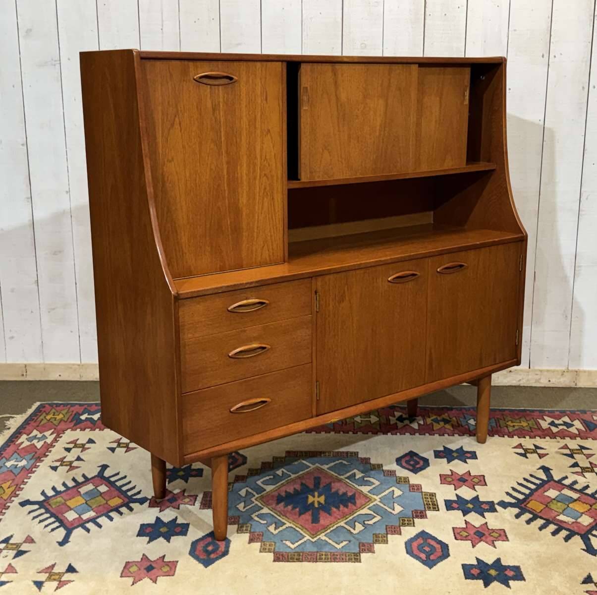 Teak buffet bar from the 1970s.