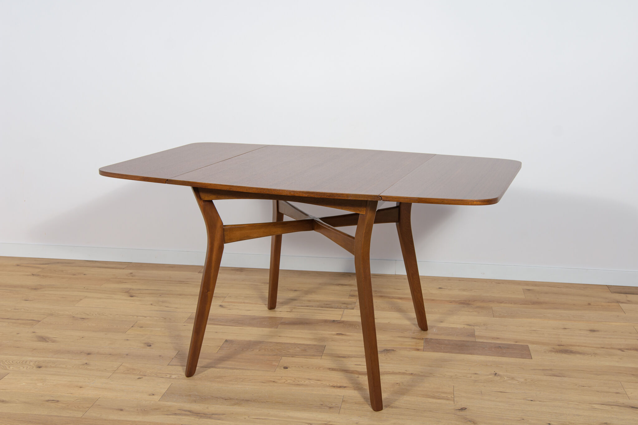 Butterfly Dining Table from G-Plan, 1960s