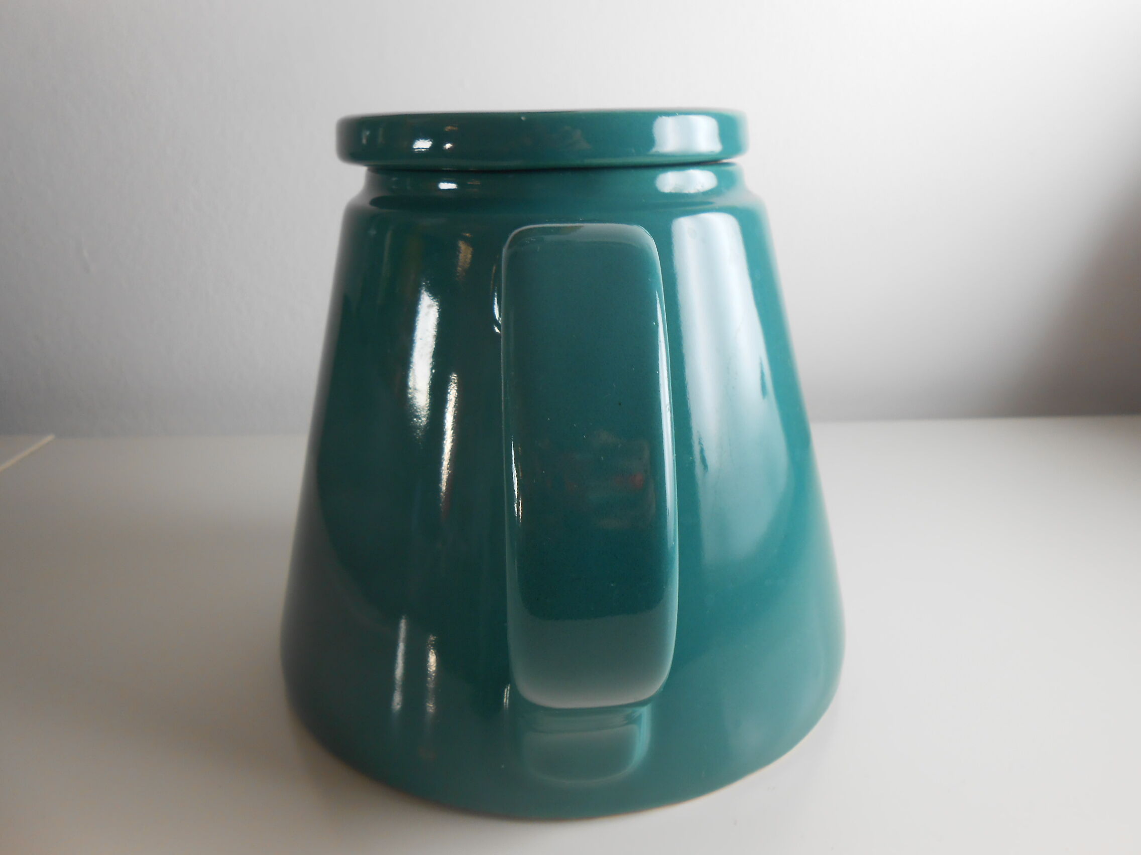 Cafetière en céramique style art déco