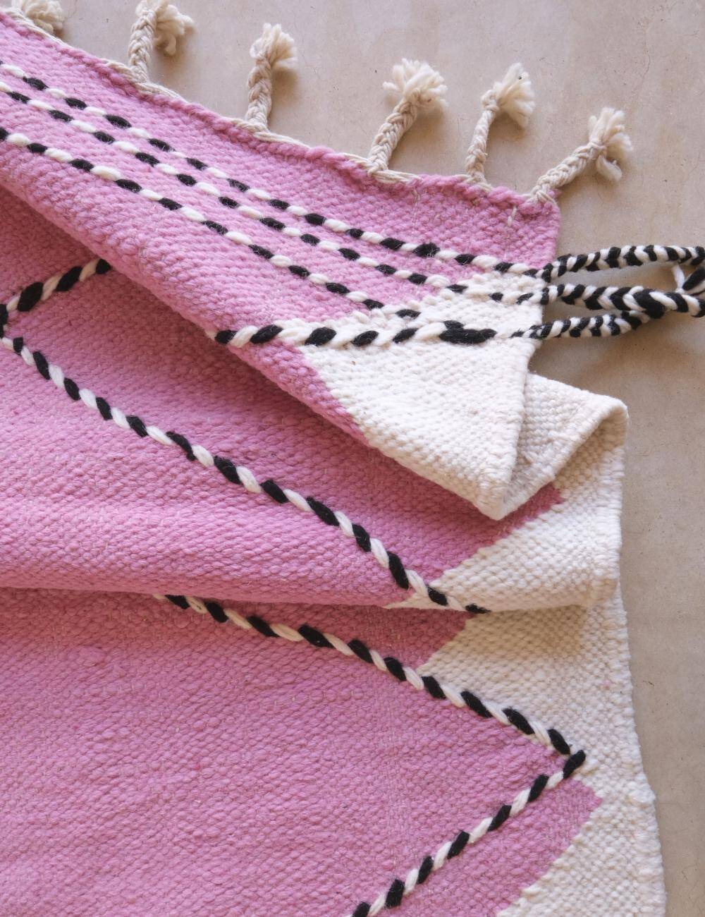 Pink Kilim Rug - 245 x 171 cm