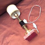 Lampe à poser sur socle en marbre avec abat-jour dimension : hauteur -32 cm- socle -9x9 cm-