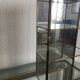Vitrine murale laiton et verre