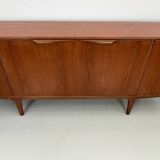 Vintage sideboard by McIntosh design by T.Robertson from the 1960s.