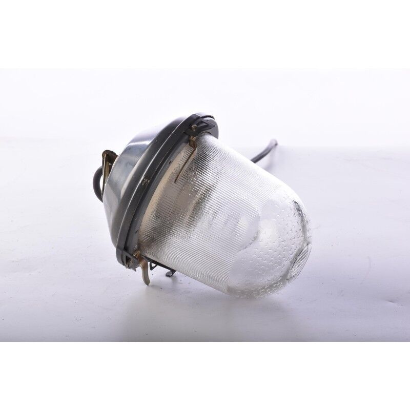 Industrial pendant lamp