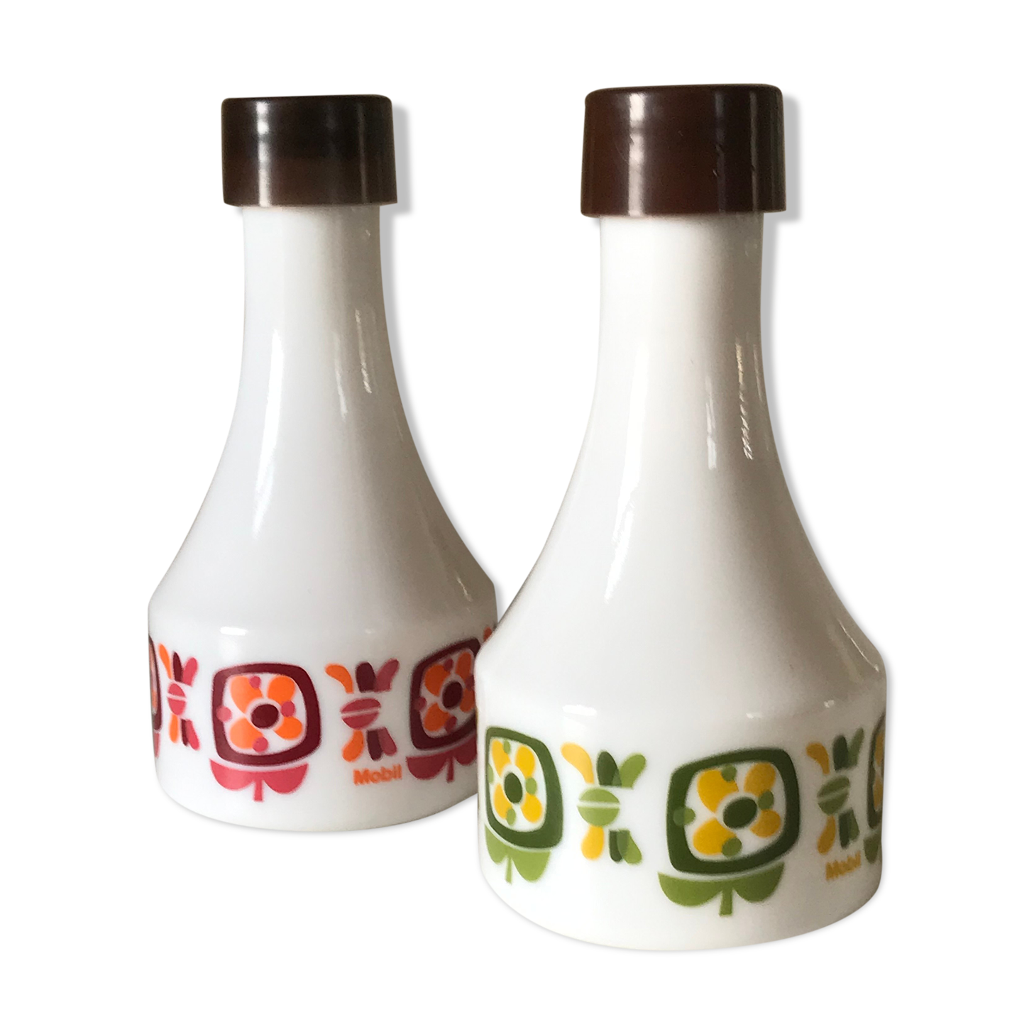 Set oil and vinegar mobil vintage years 70 s