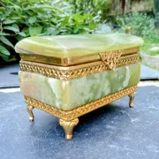 Ashtray, onyx jewellery box from the 1960s, vintage Italy.