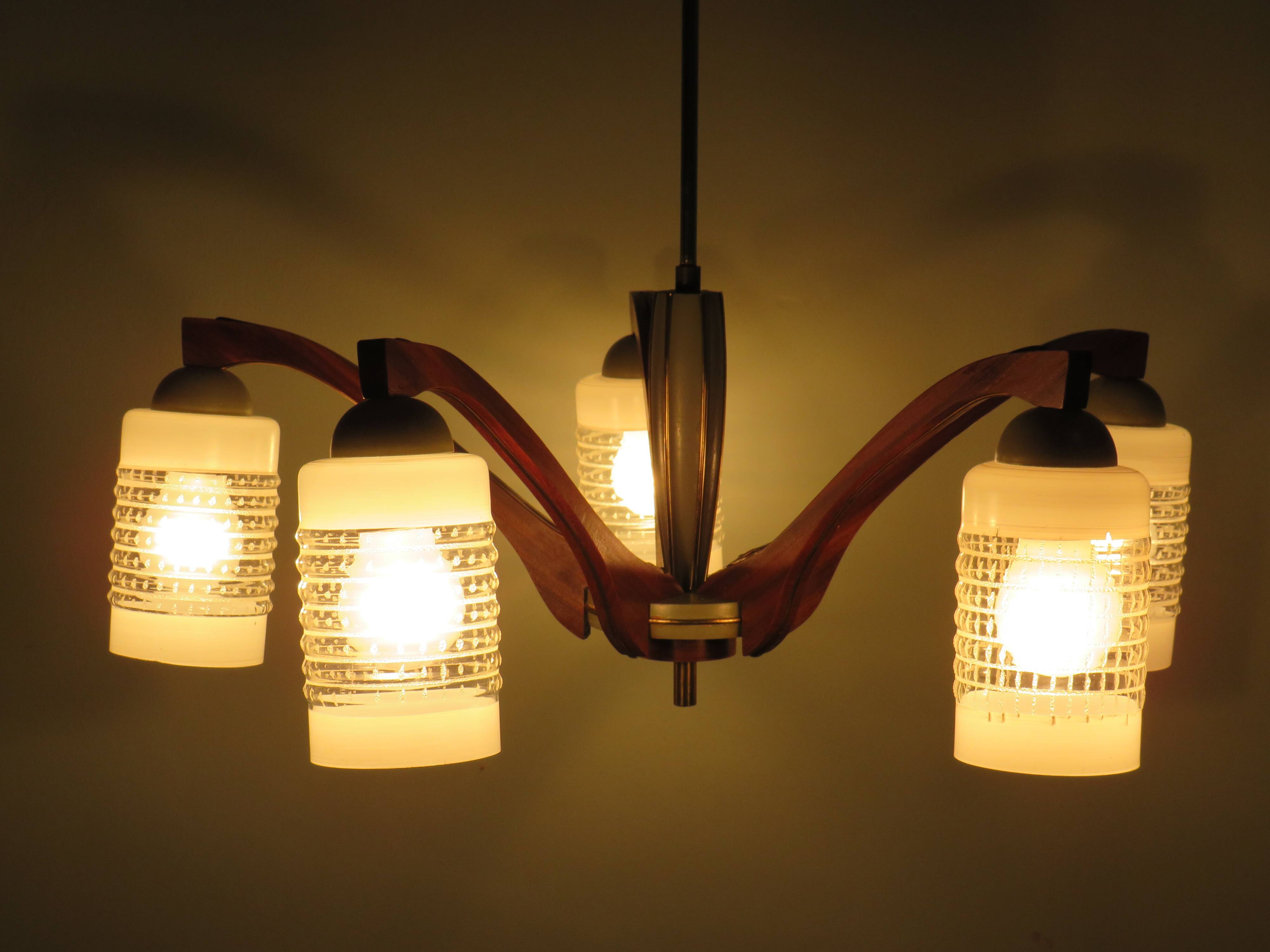 Chandelier, teak and engraved glass, 1950 Italy
