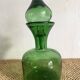 Carafe vintage en vert teinté