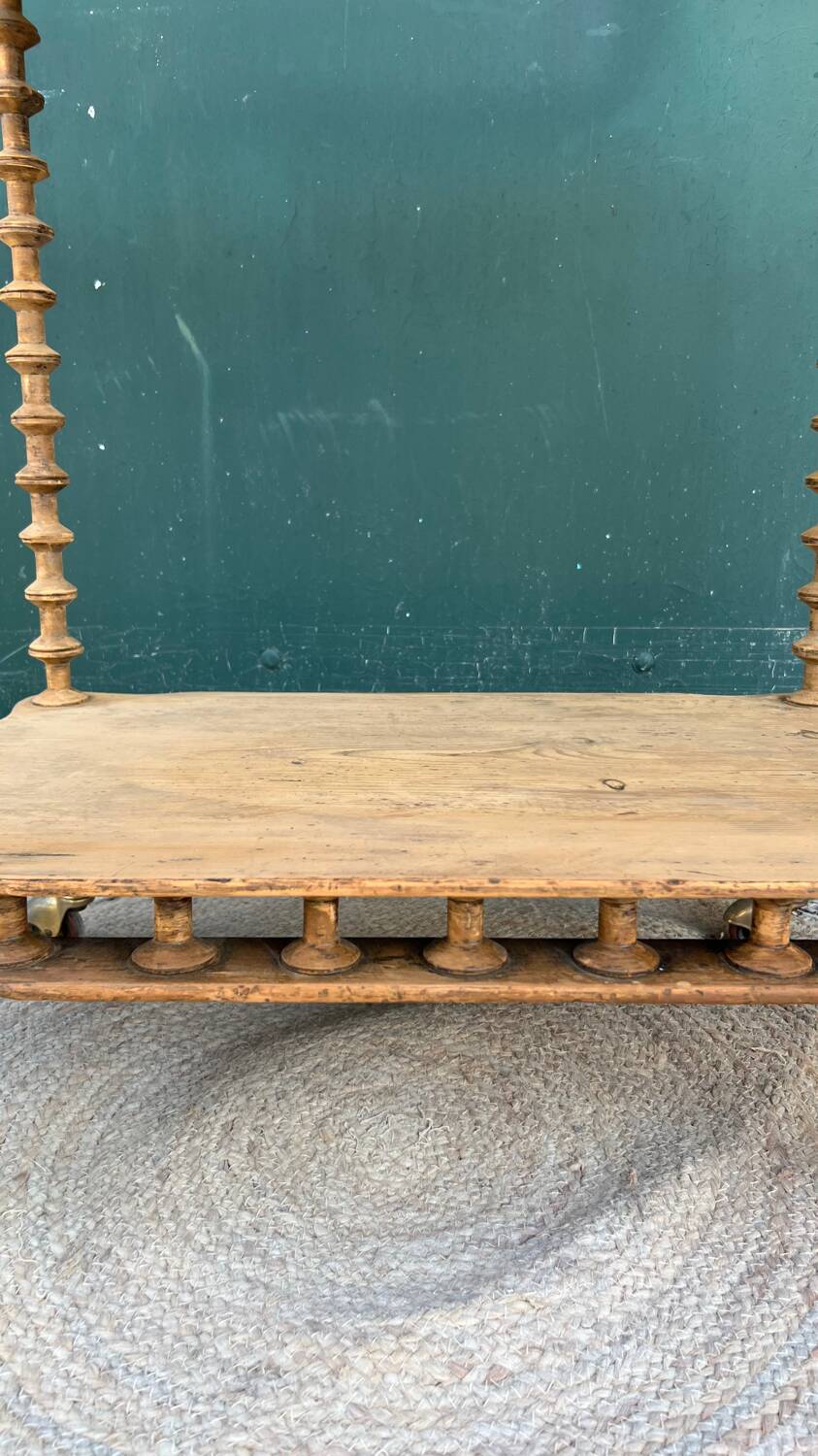 Coil serving trolley