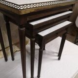 Table gigogne