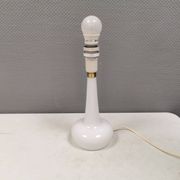 Lampe de table Le Klint, verre opalin blanc laiteux, dessus en laiton, modèle 311