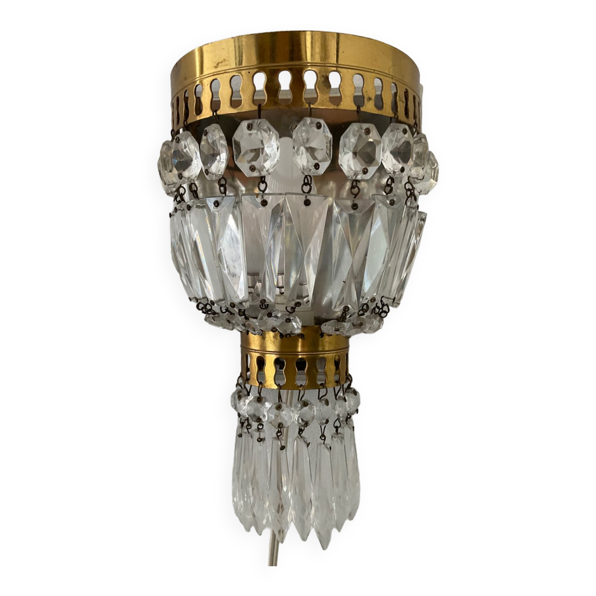 Hot air balloon wall lamp with tassels