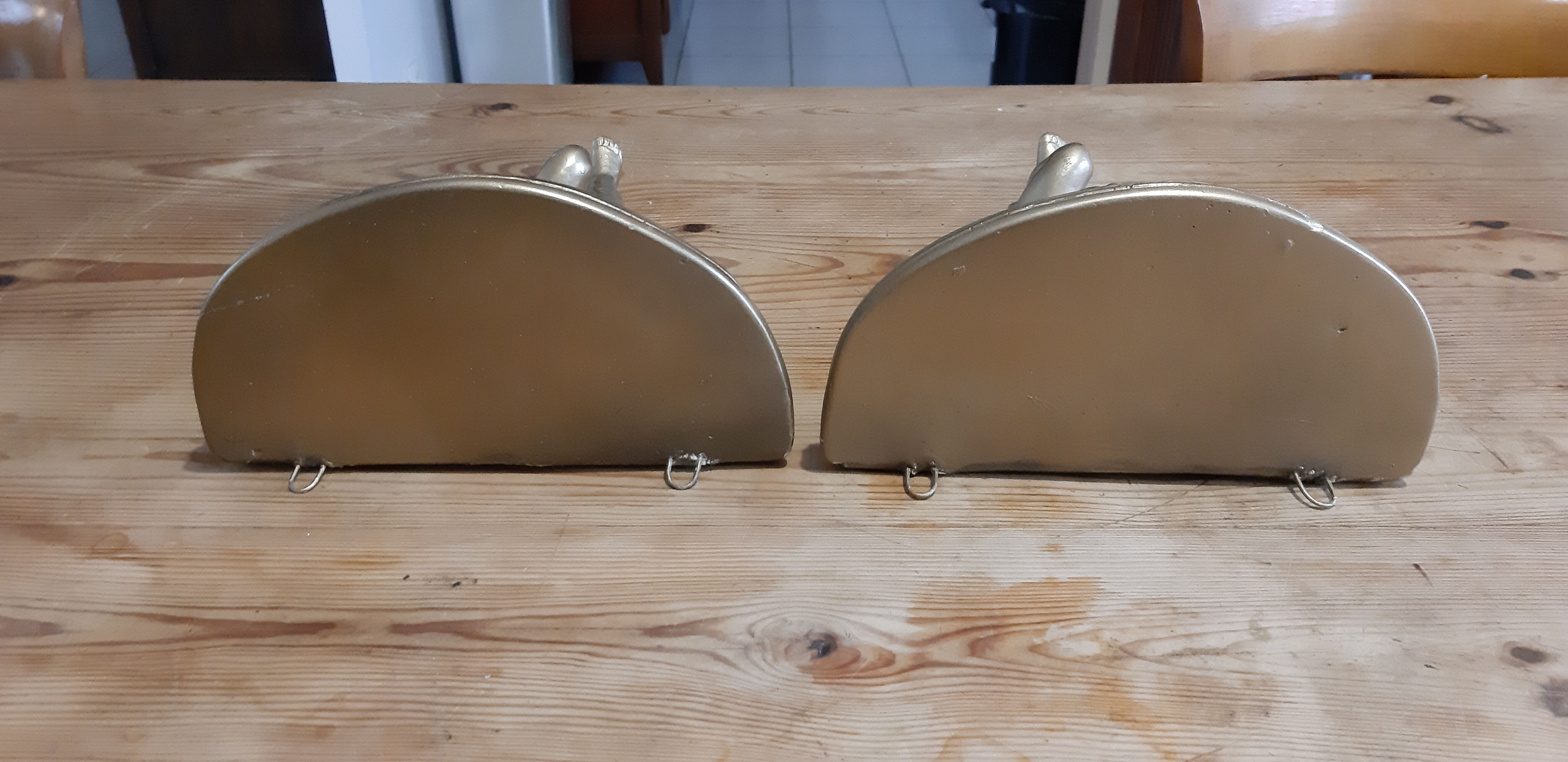 Pair of golden plaster wall selettes