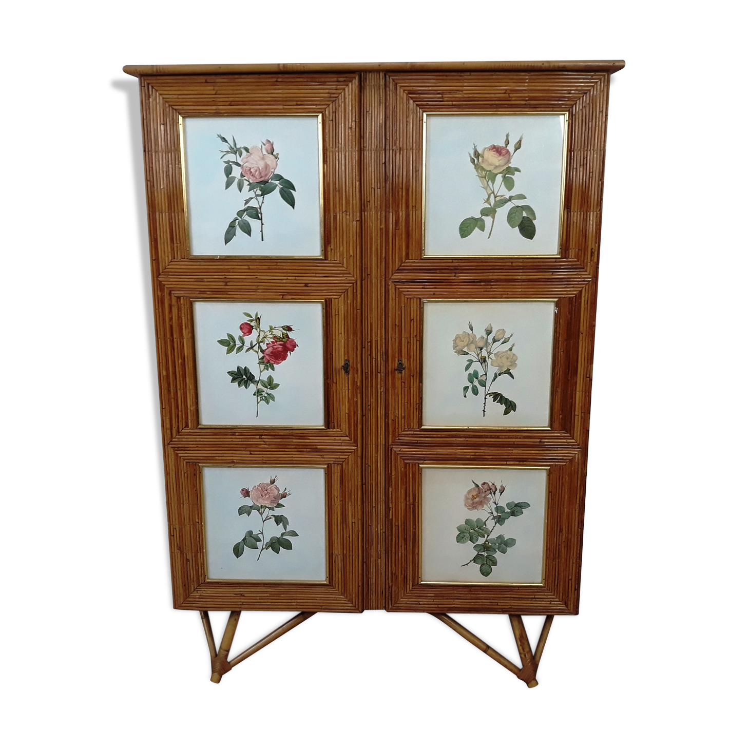 Armoire vintage en rotin
