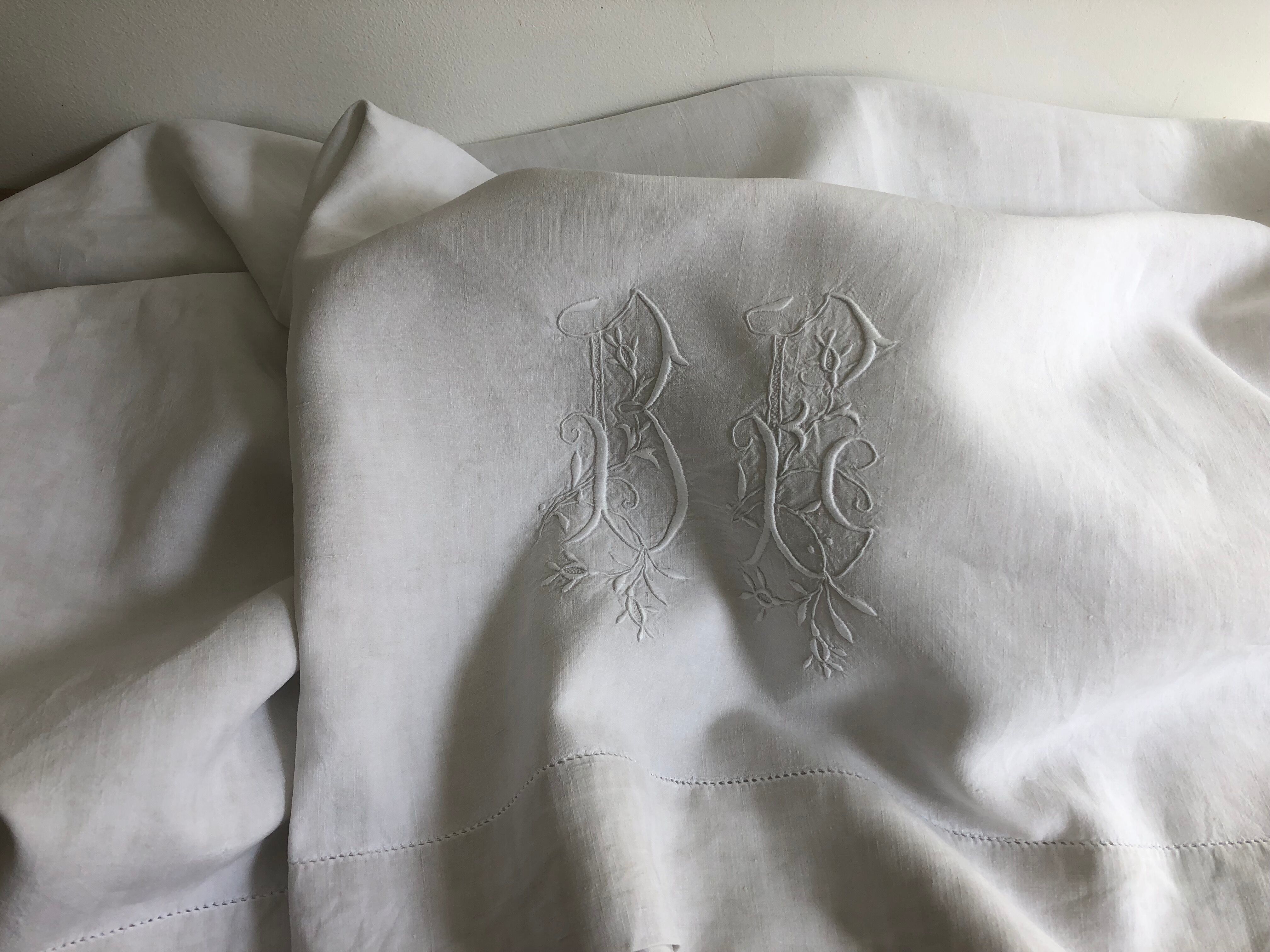 Antique linen: embroidered sheet, monogram