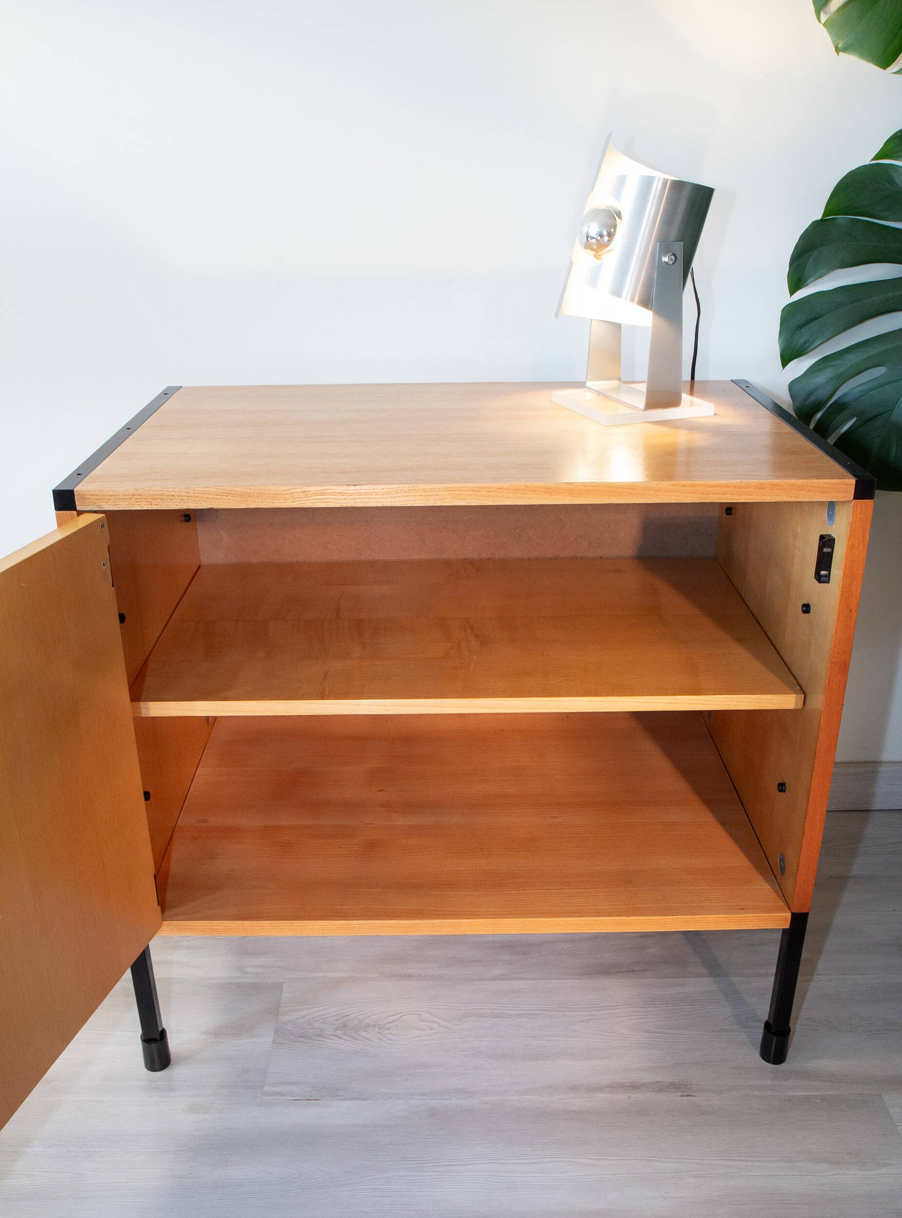 ARP Guariche sideboard, Minvielle edition 1960
