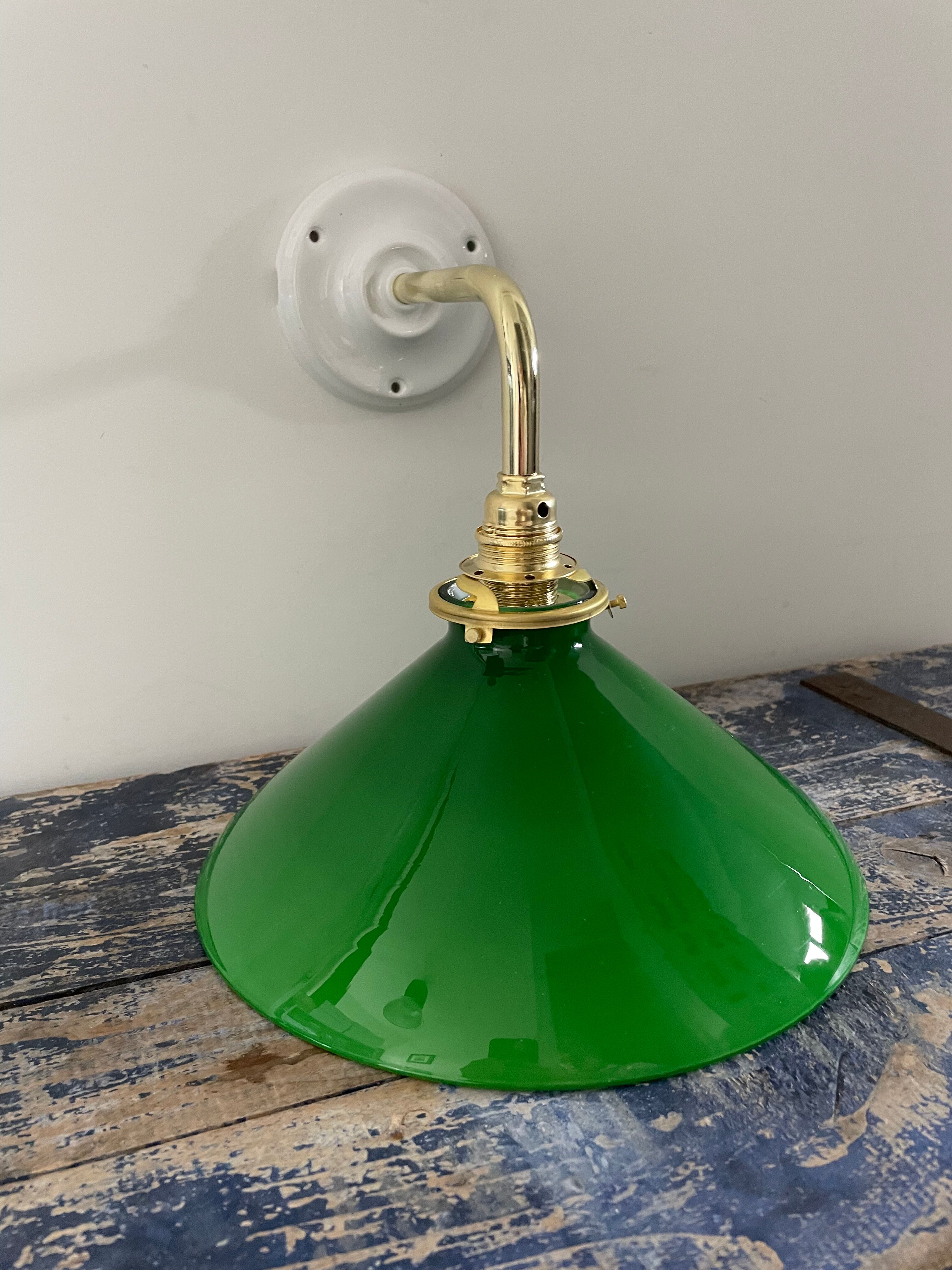 Wall lamp in green opaline and ceramic