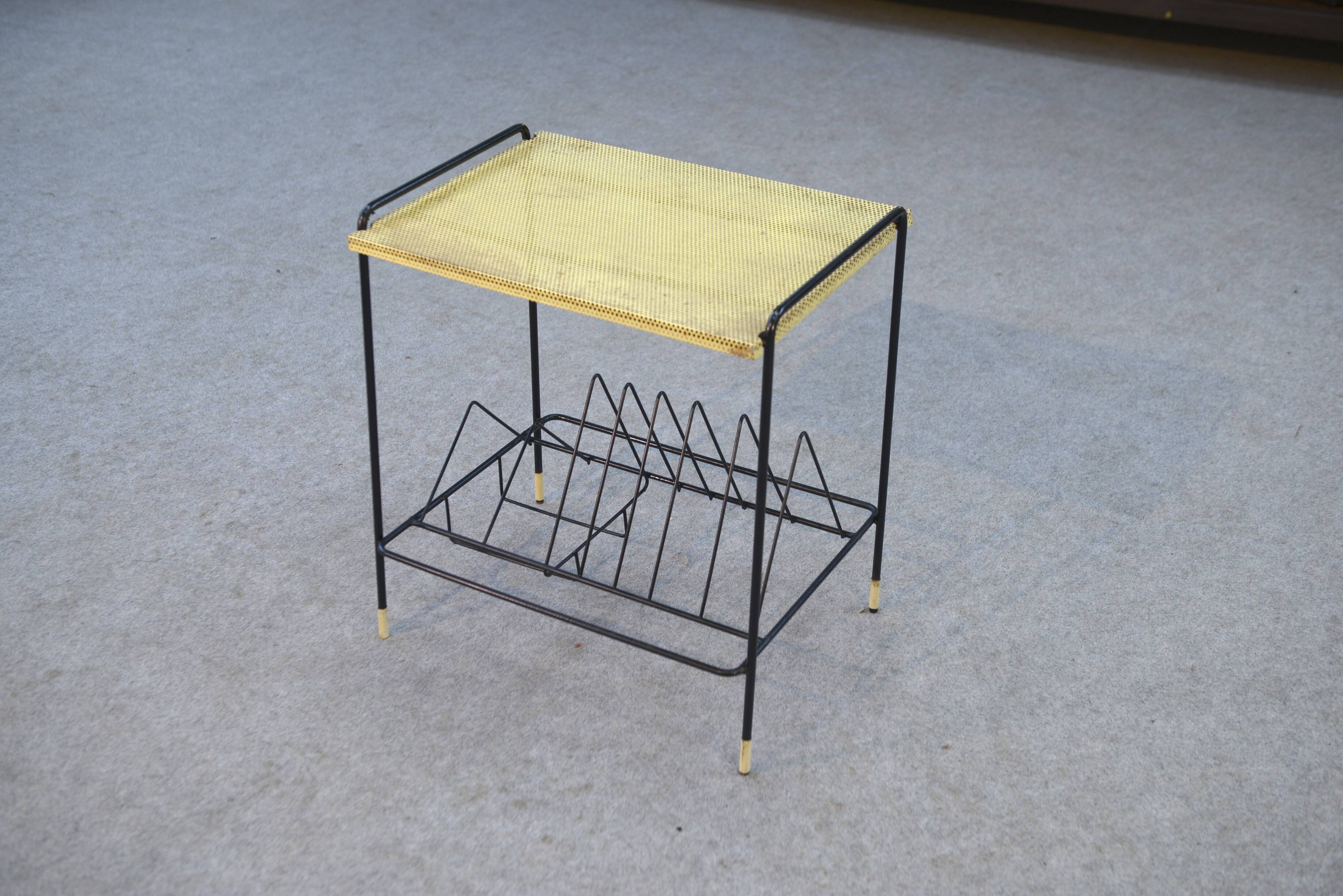 Table d'appoint, porte-vinyles