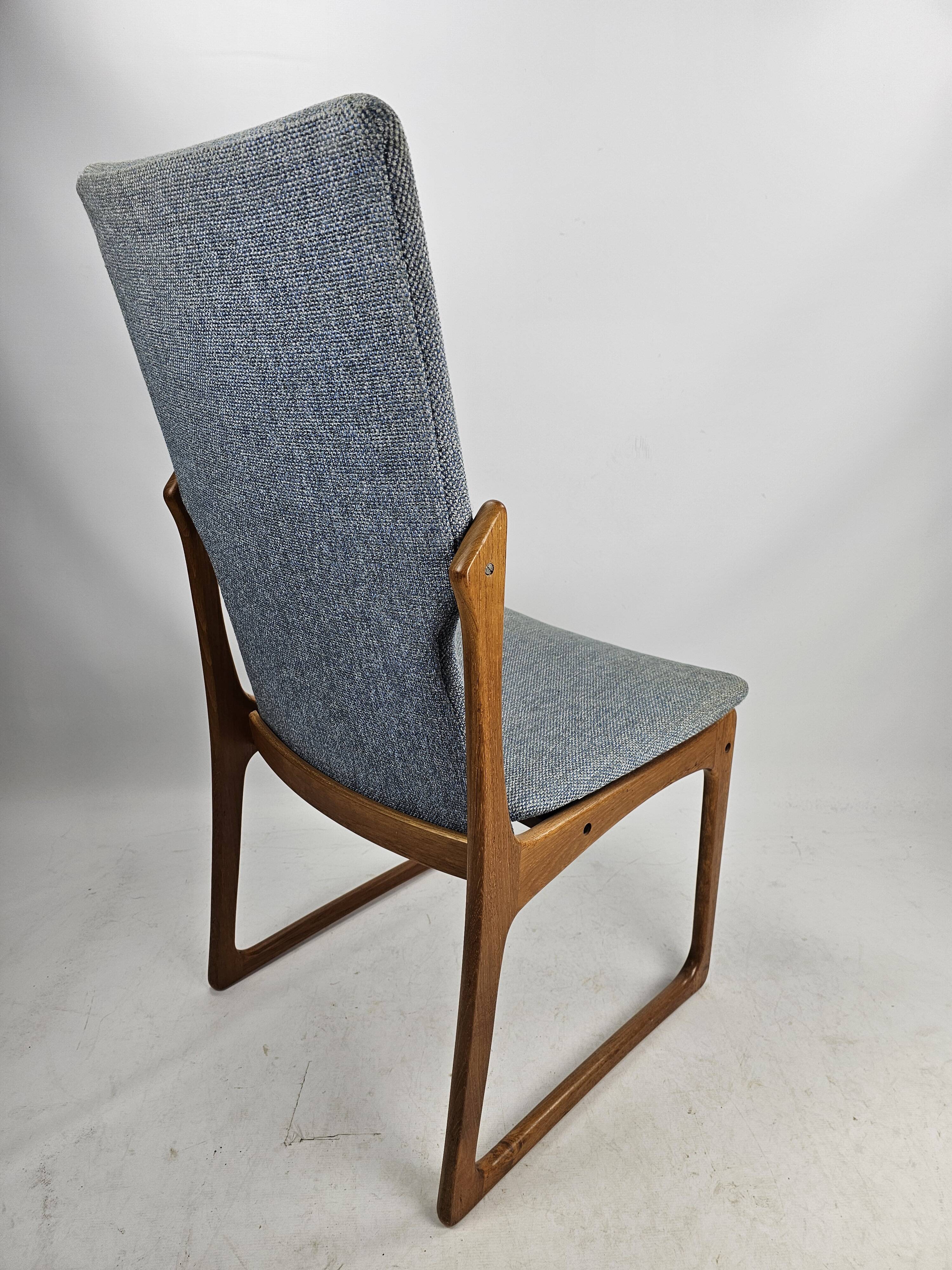Set of 4 vintage solid wood chairs - Vamdrup 1960