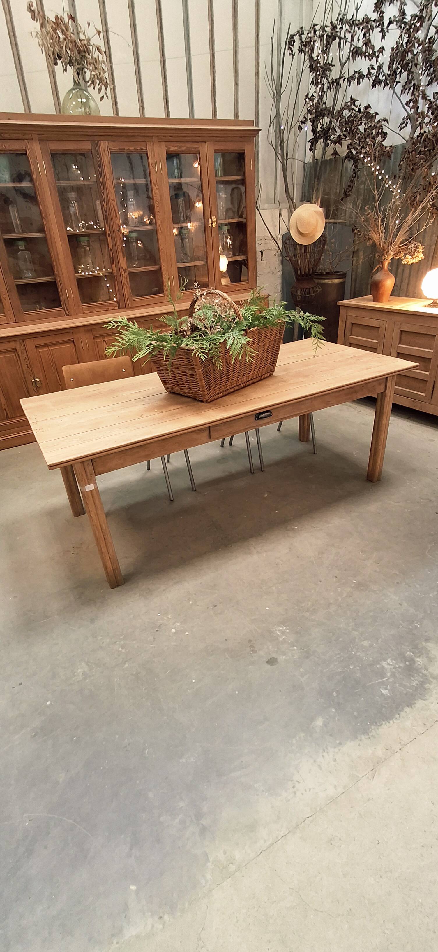 Table de ferme en chêne massif