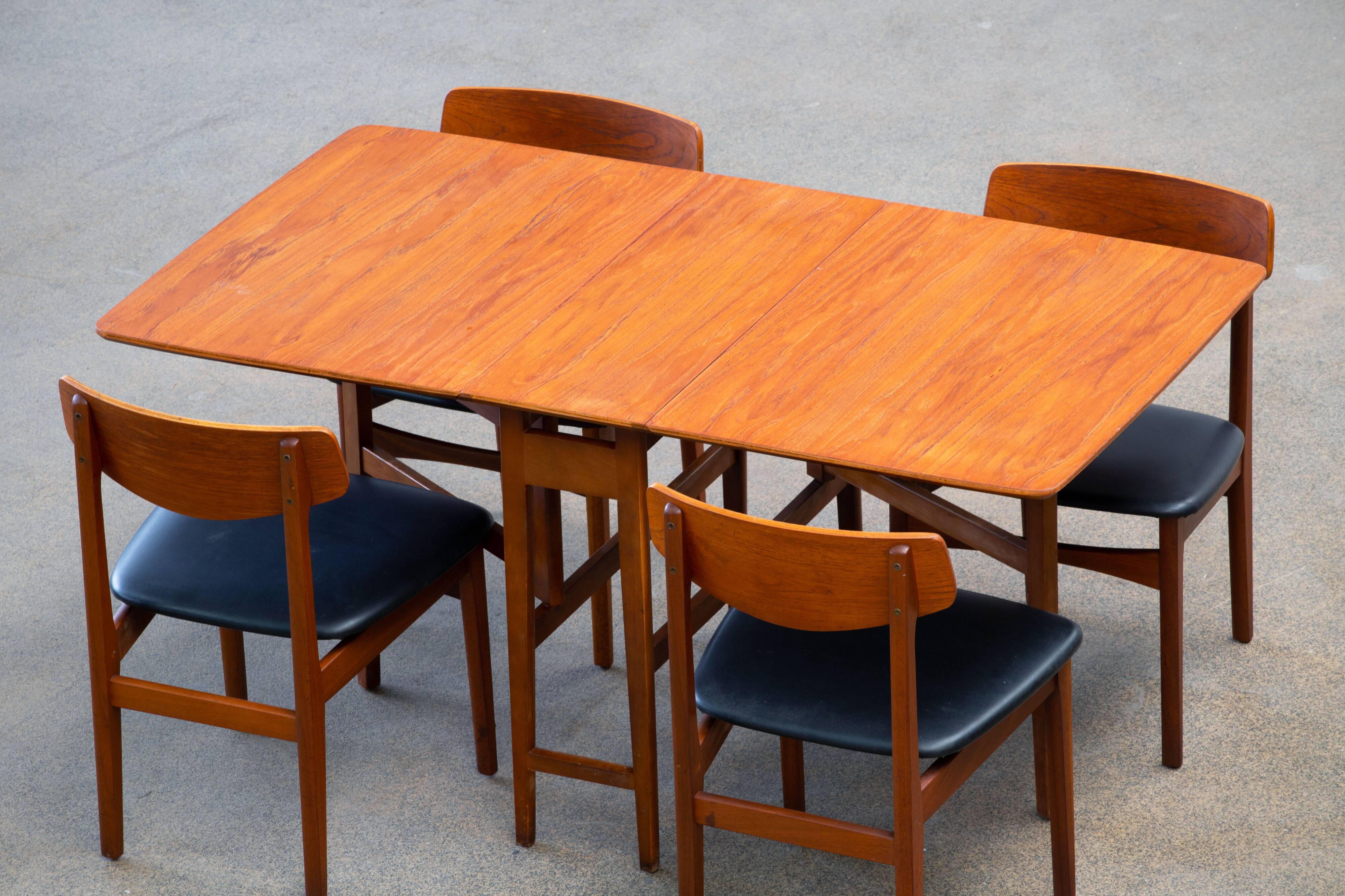 Scandinavian vintage folding table