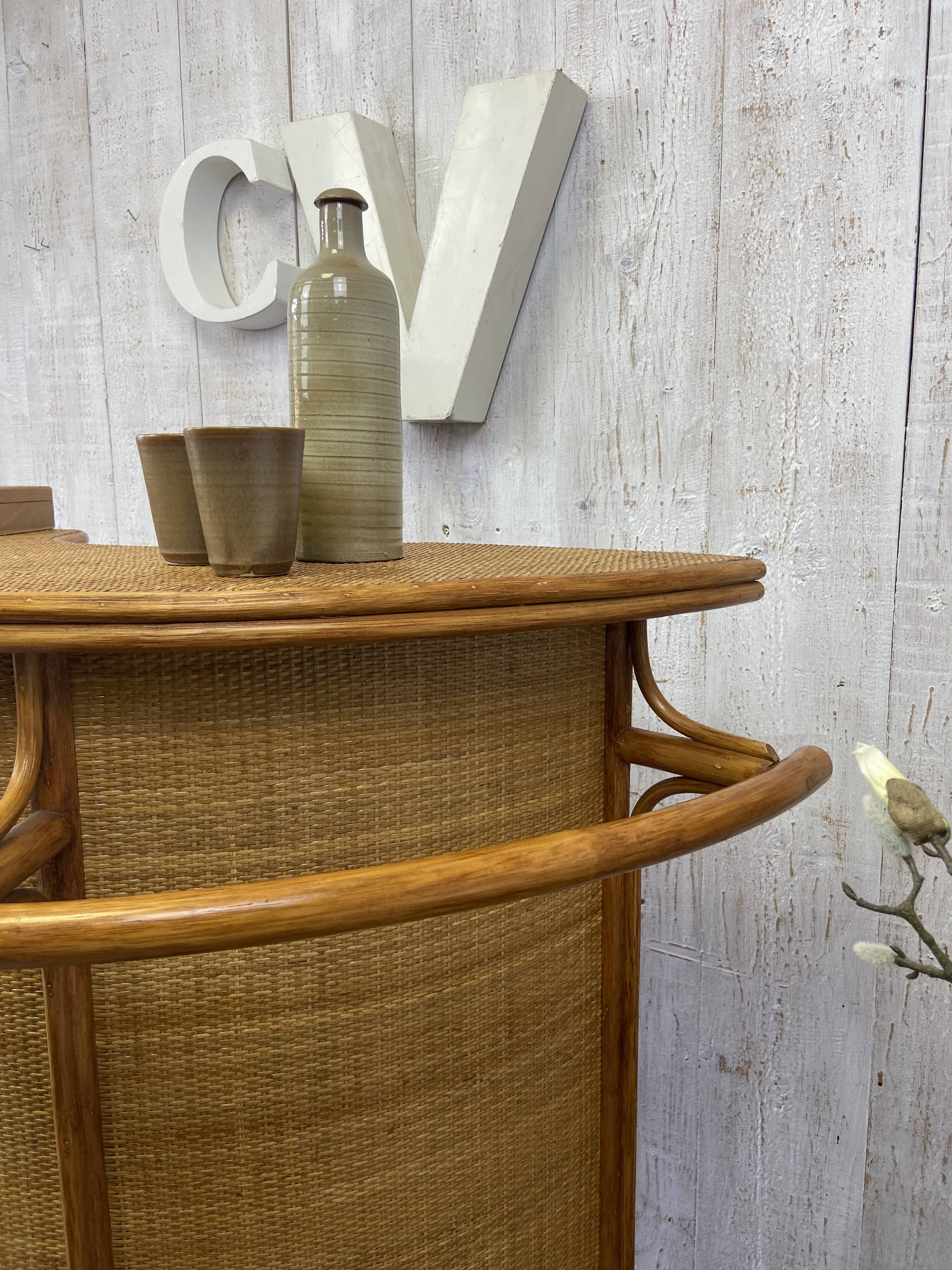 Vintage rattan bar