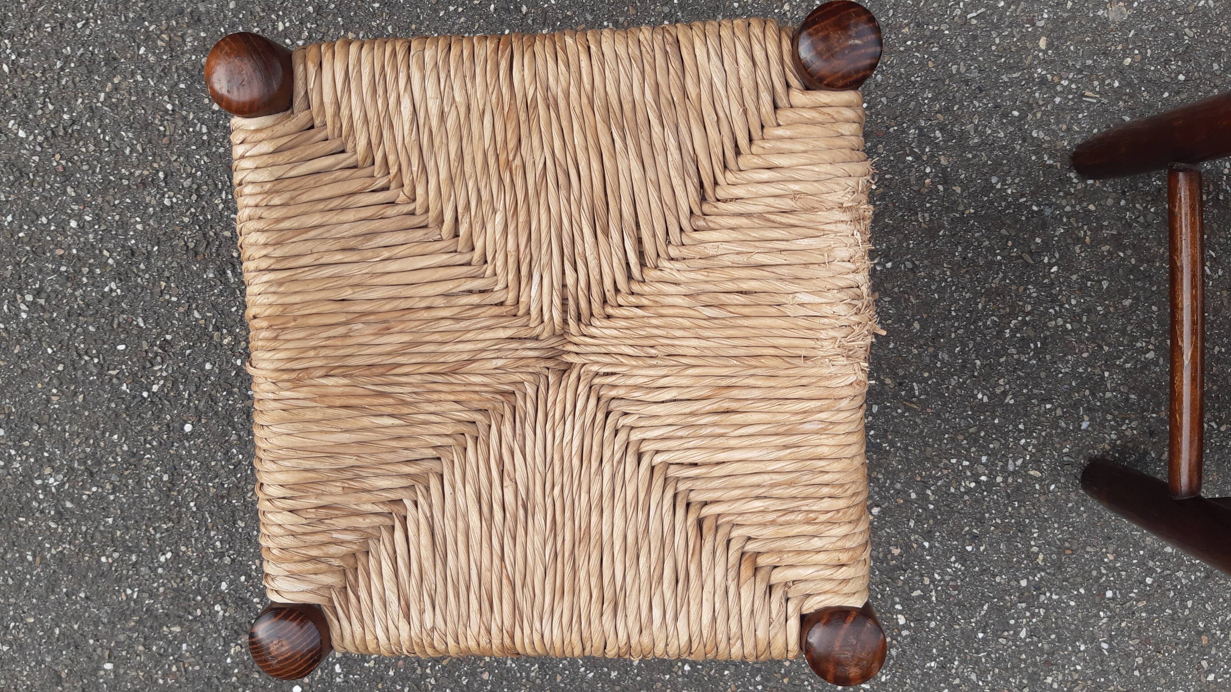 Set of 6 straw stools