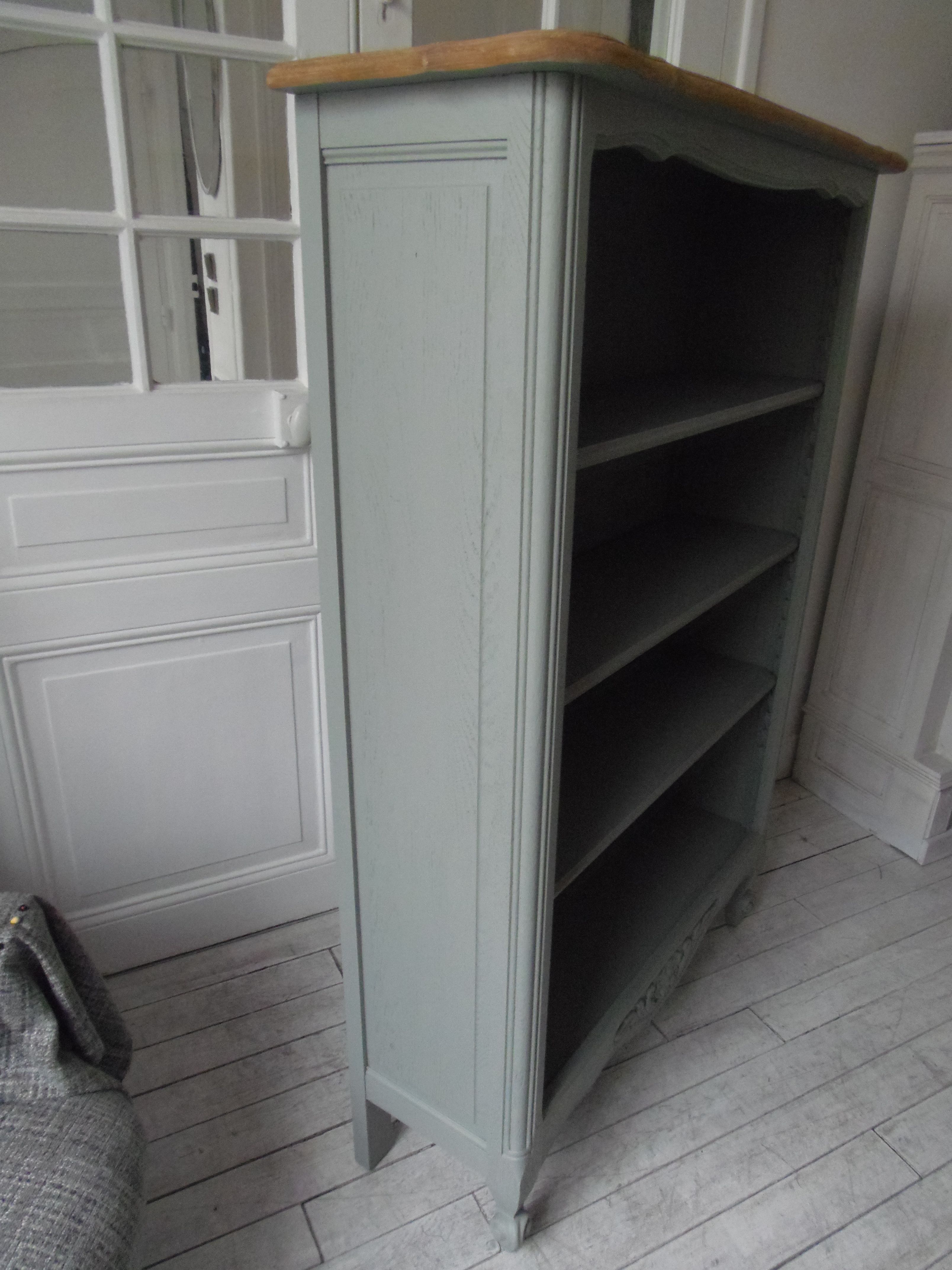 Louis XV style bookcase, green gray with 3 adjustable shelves, wooden tray.