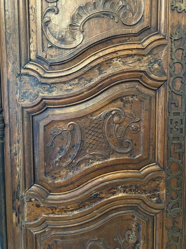 Armoire provençale, époque Louis XV, XVIIIème siècle