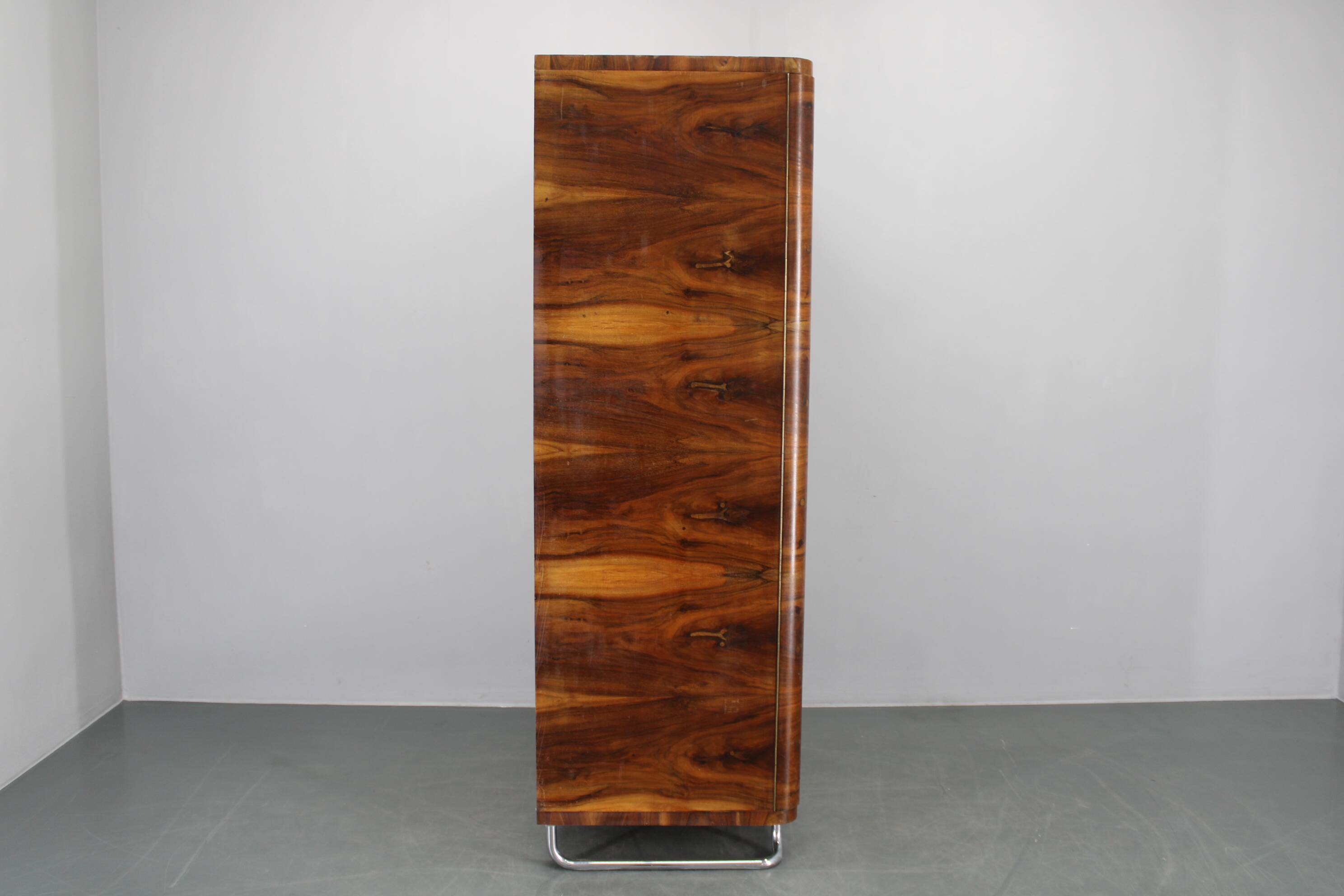 1940s Bauhaus Wardrobe by Hynek Gottwald , Walnut & Beech Veneer, Chrome De