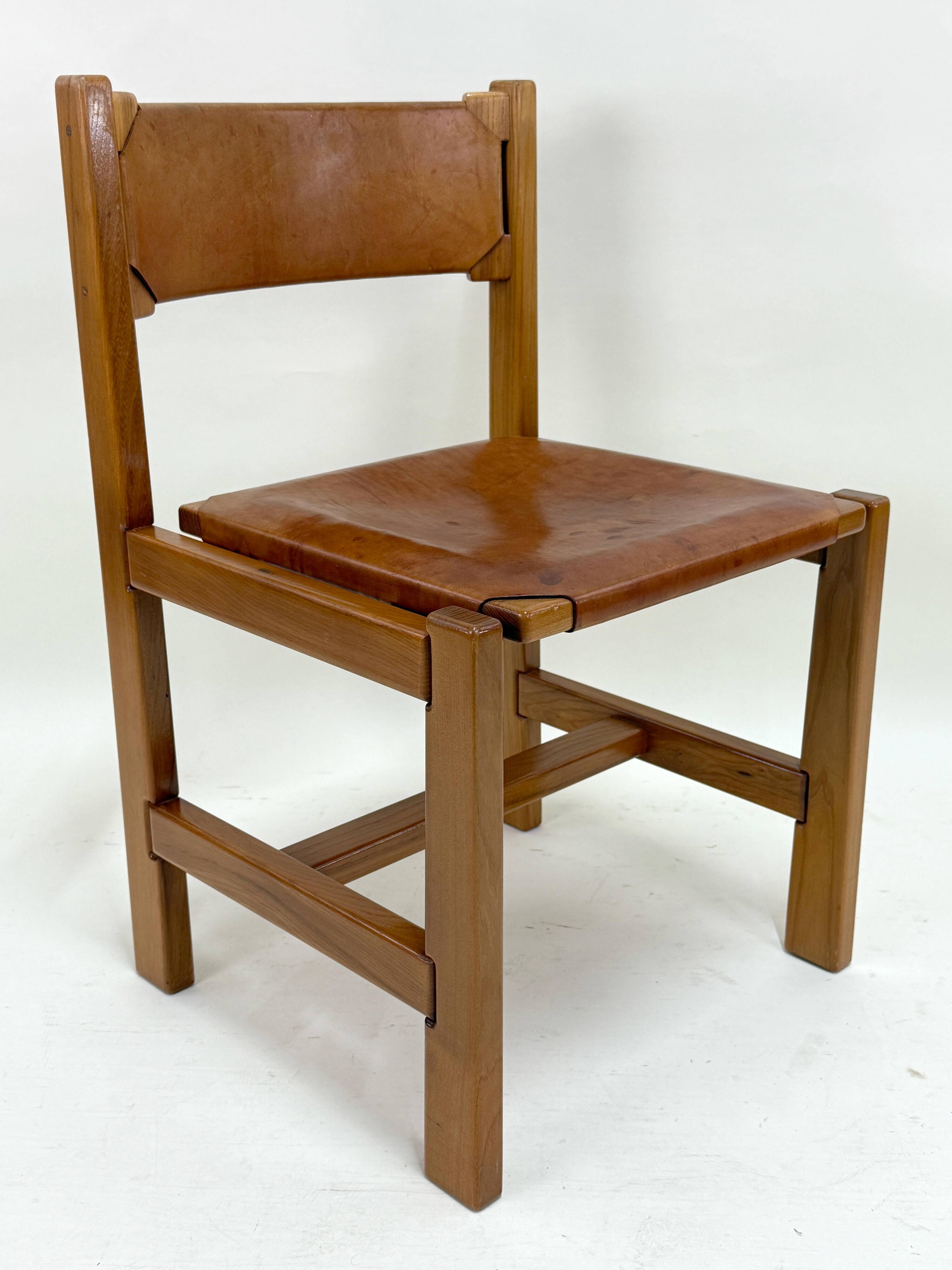 Set of 6 Maison Regain Chairs - Solid Elm and Fawn Leather - Circa 70