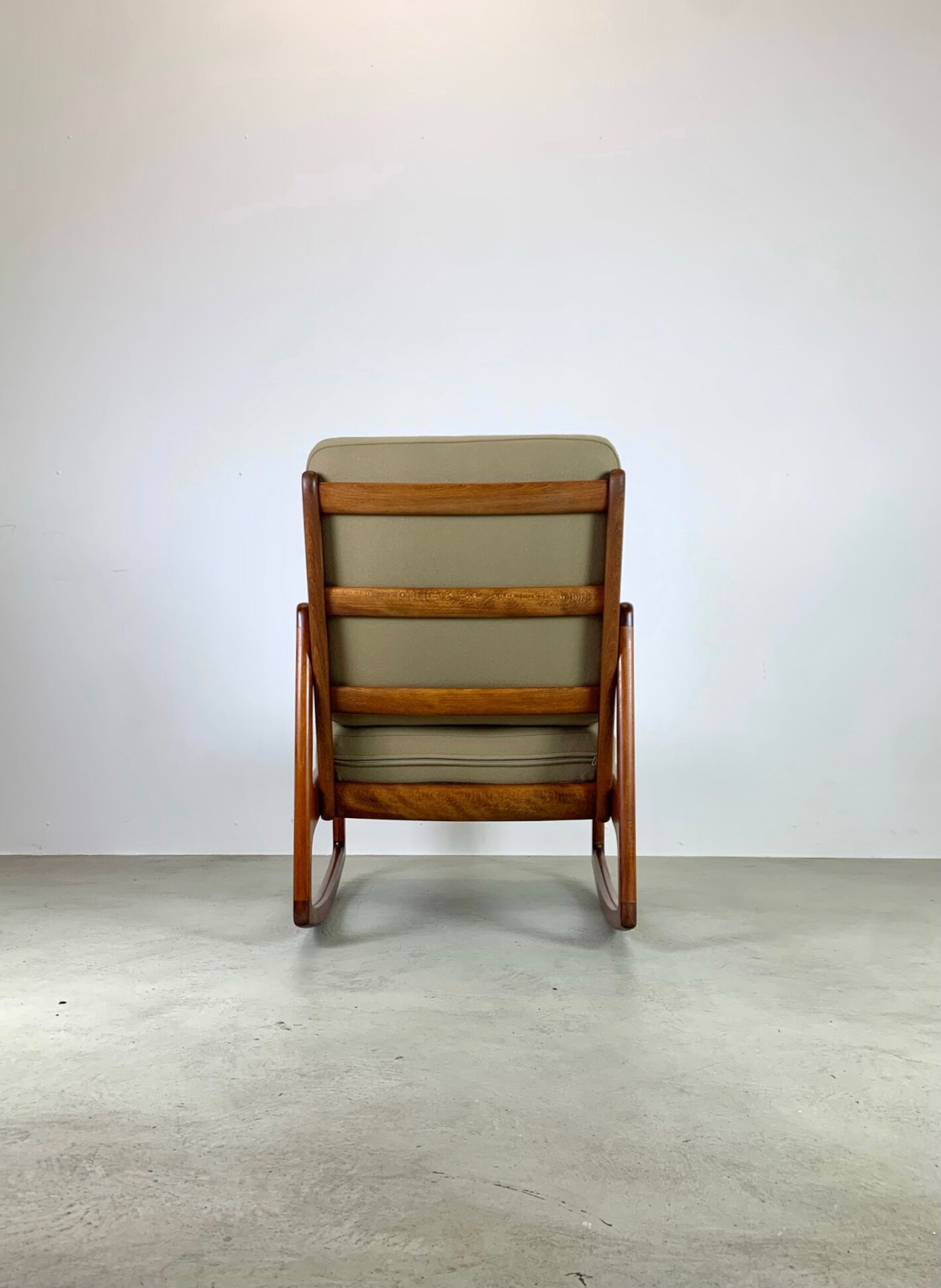 Rocking chair model 166 "senator" by Ole Wanscher for France and Daverkosen, Denmark, 1960s