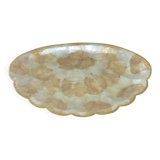 Mother-of-pearl shell-shaped tray