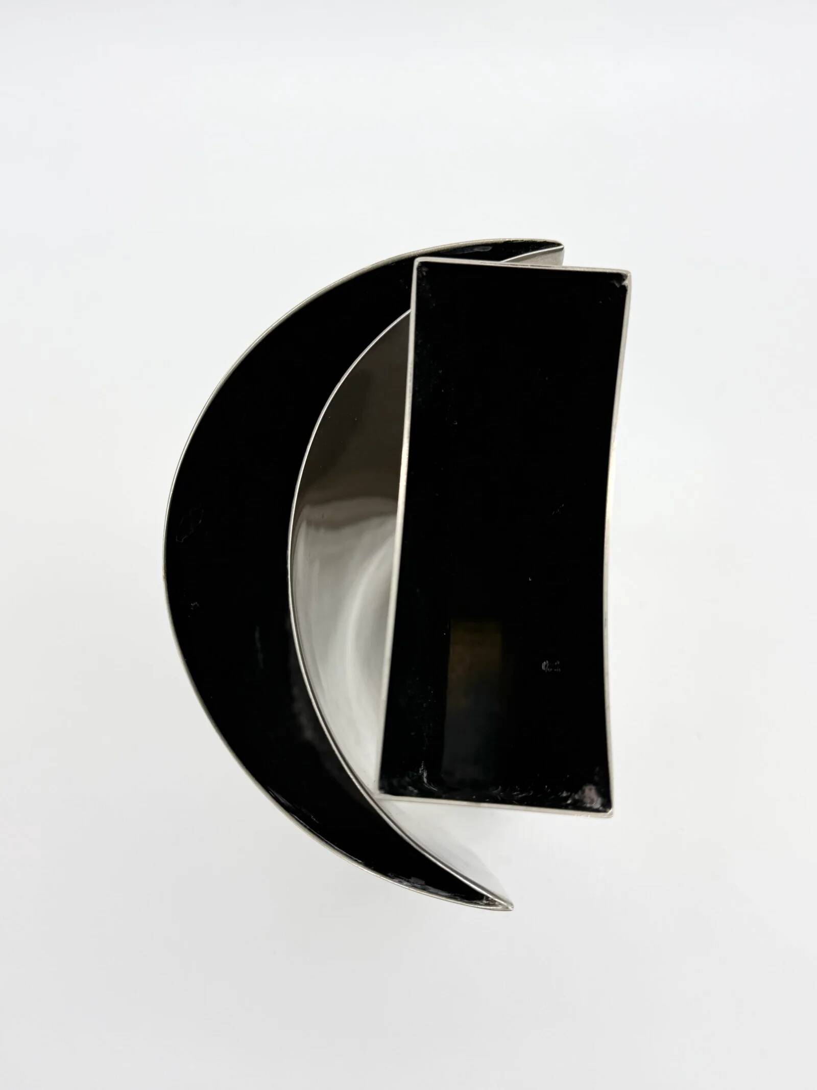 Paire de vases sculpturaux en aluminium, 1980s