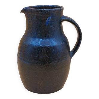 Stoneware pitcher from Puisaye signed Daniel Raimboux