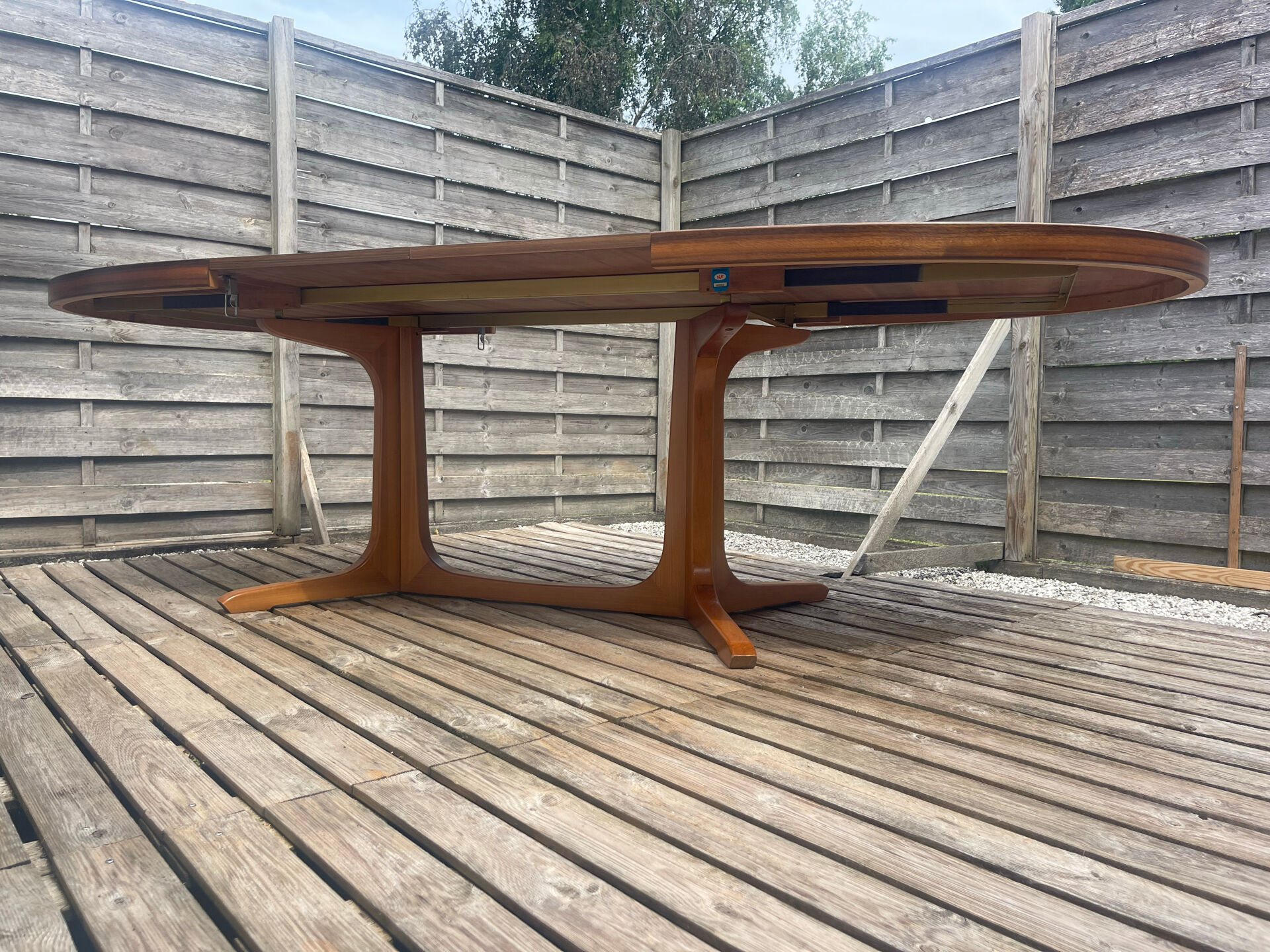 Oval table Baumann, two extensions, rosewood top.