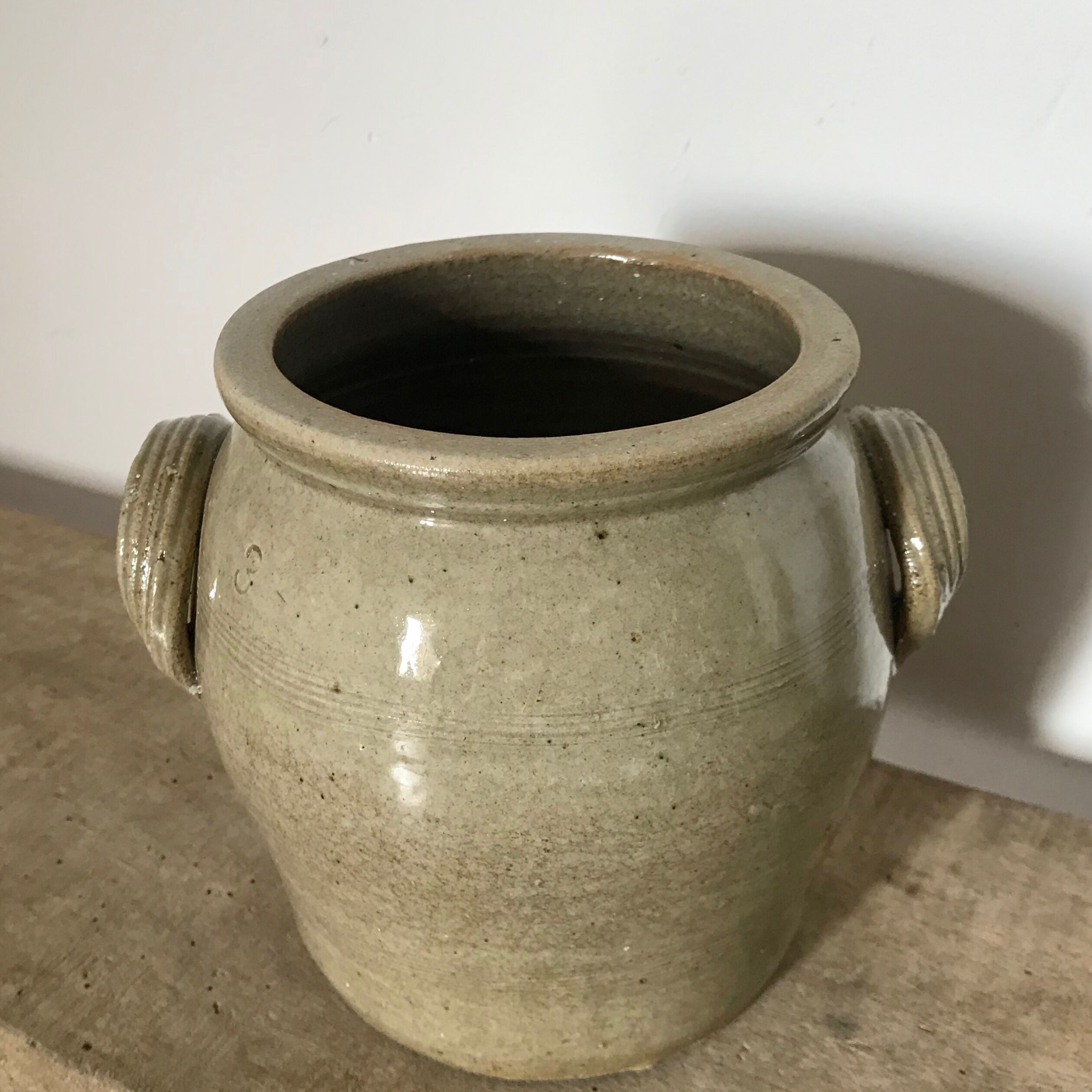 Sandstone pot