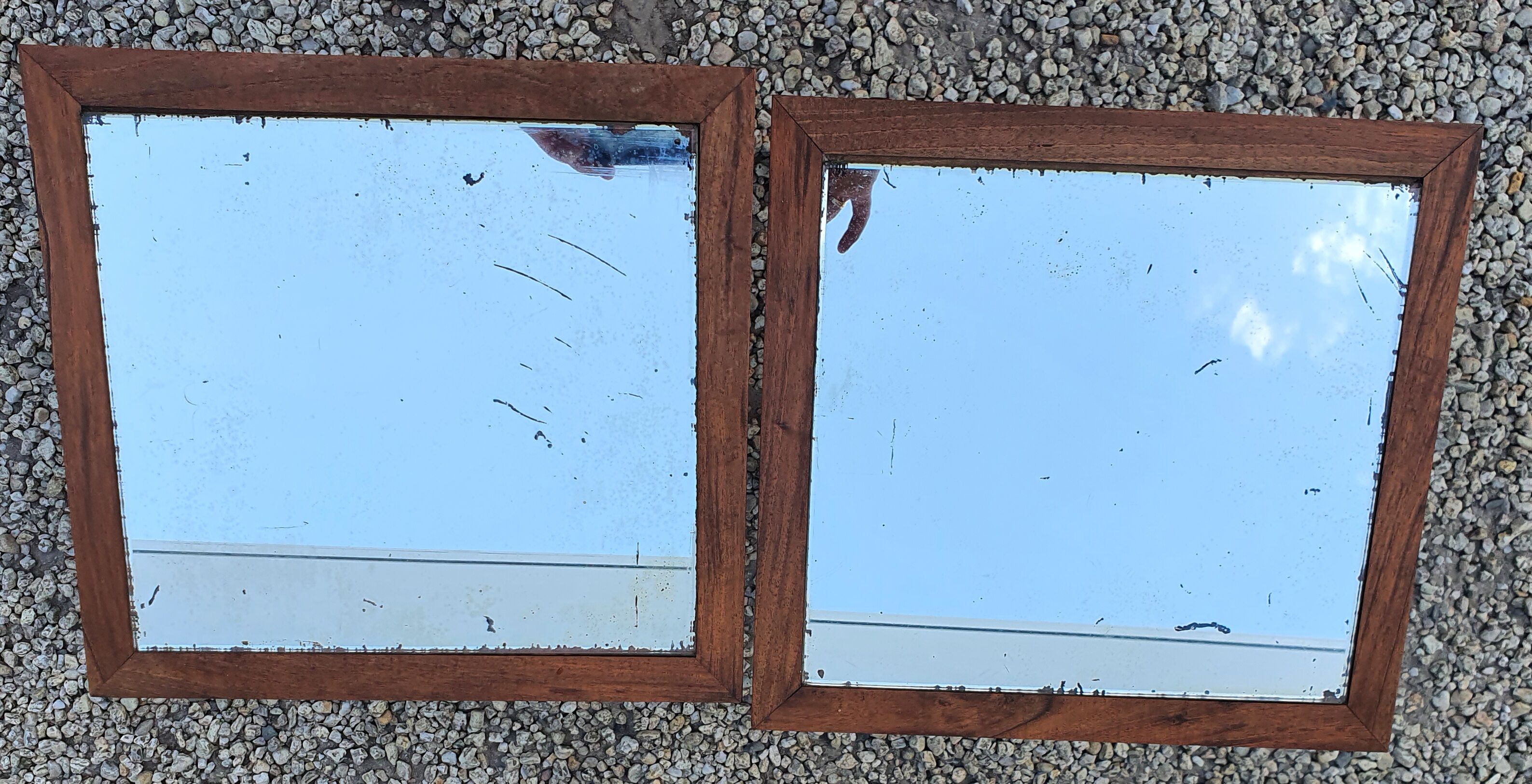 2 bedside tables mirror tray