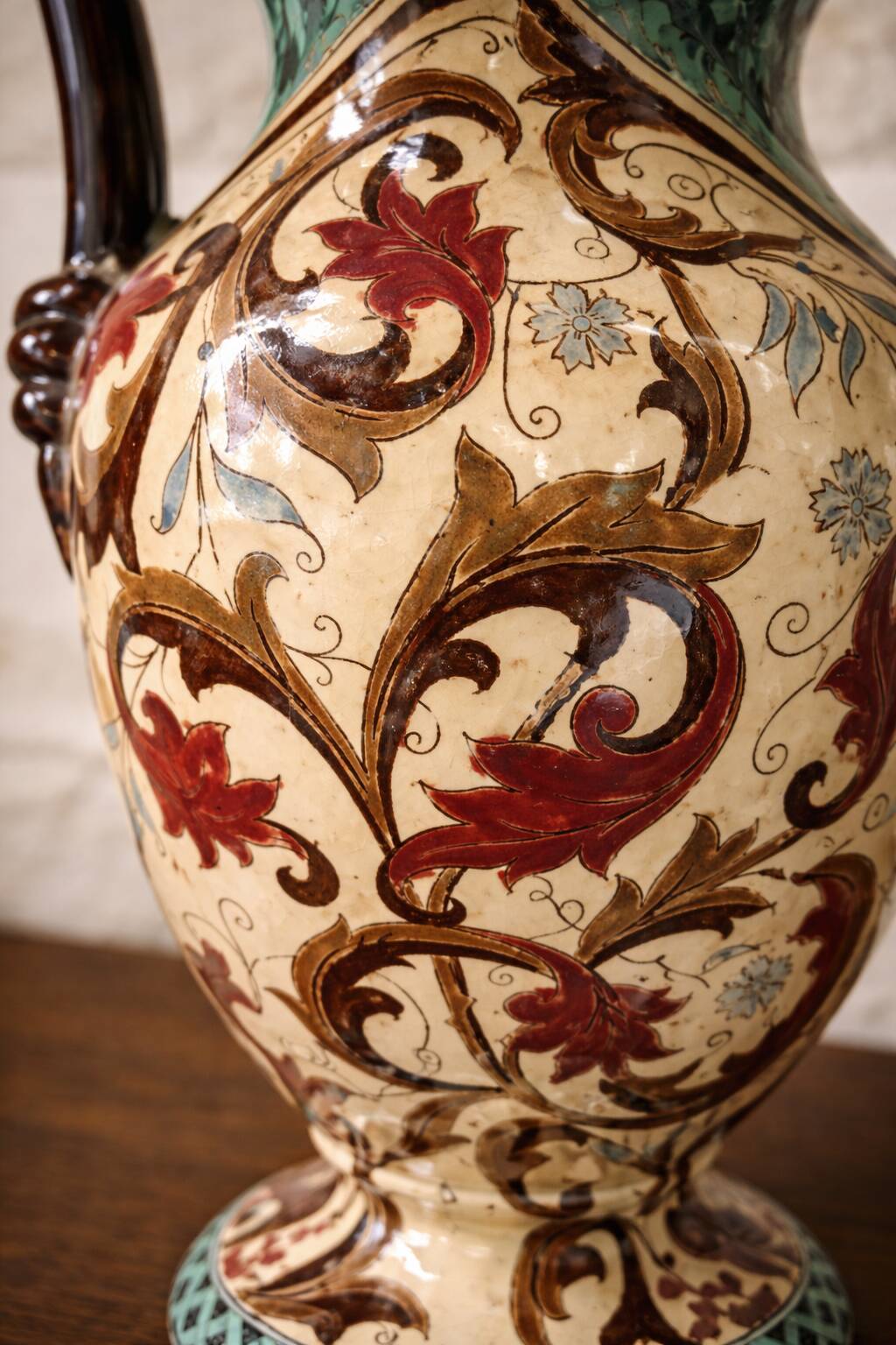 Pair of large earthenware vases from Gien – Polychrome floral decoration – 20th century