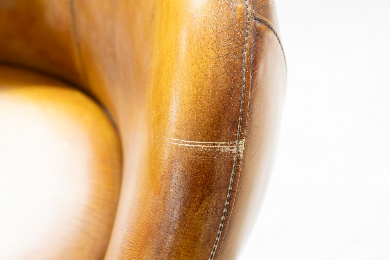 Leather swivel armchairs, early twenty-first century, set of 2