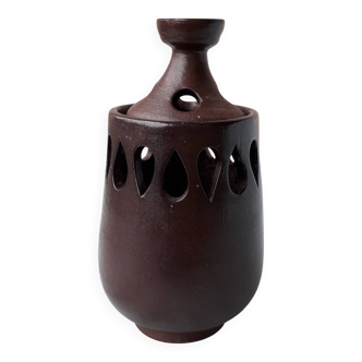 Stoneware tealight holder