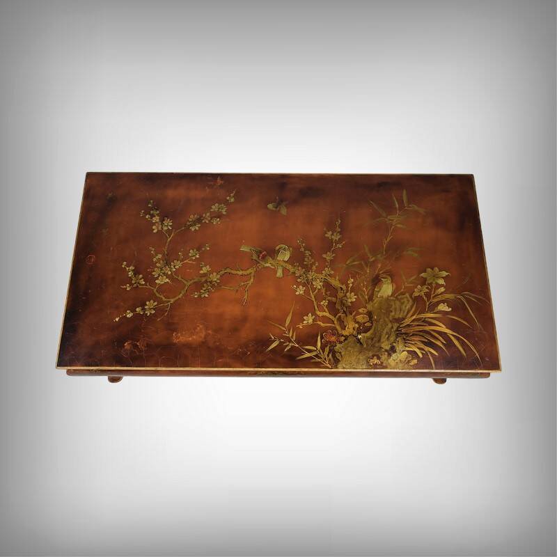 Lacquered wooden coffee table, China – Mid 20th century