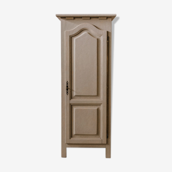 Bonnetière en bois, patine argile