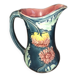 Slush pitcher