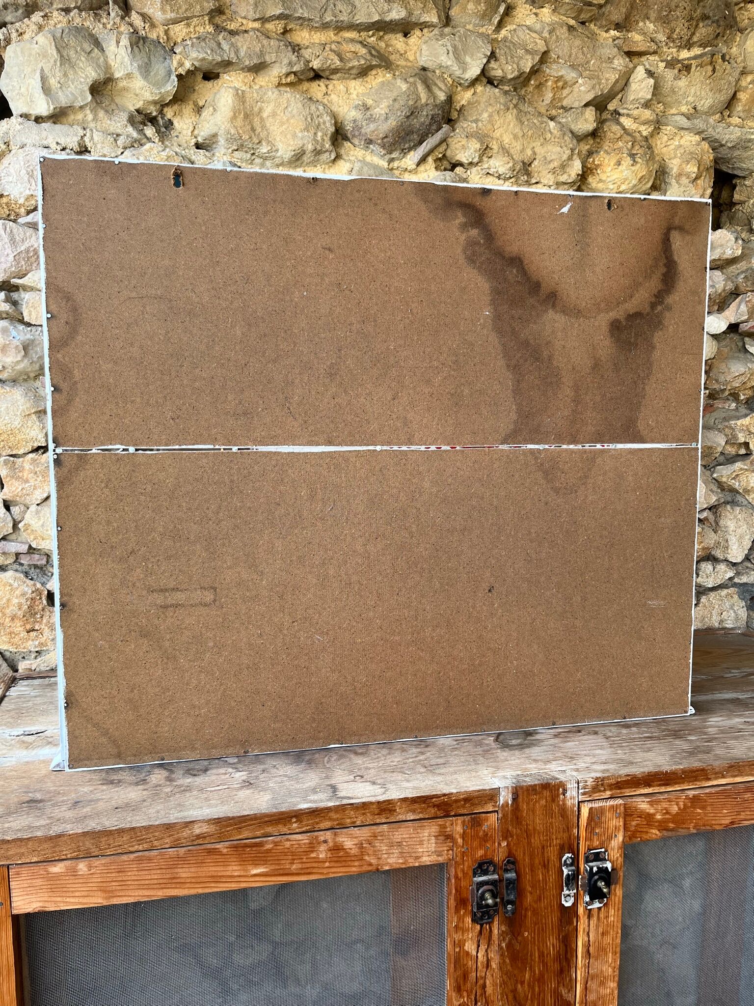 Wall-mounted or free-standing wooden locker shelf