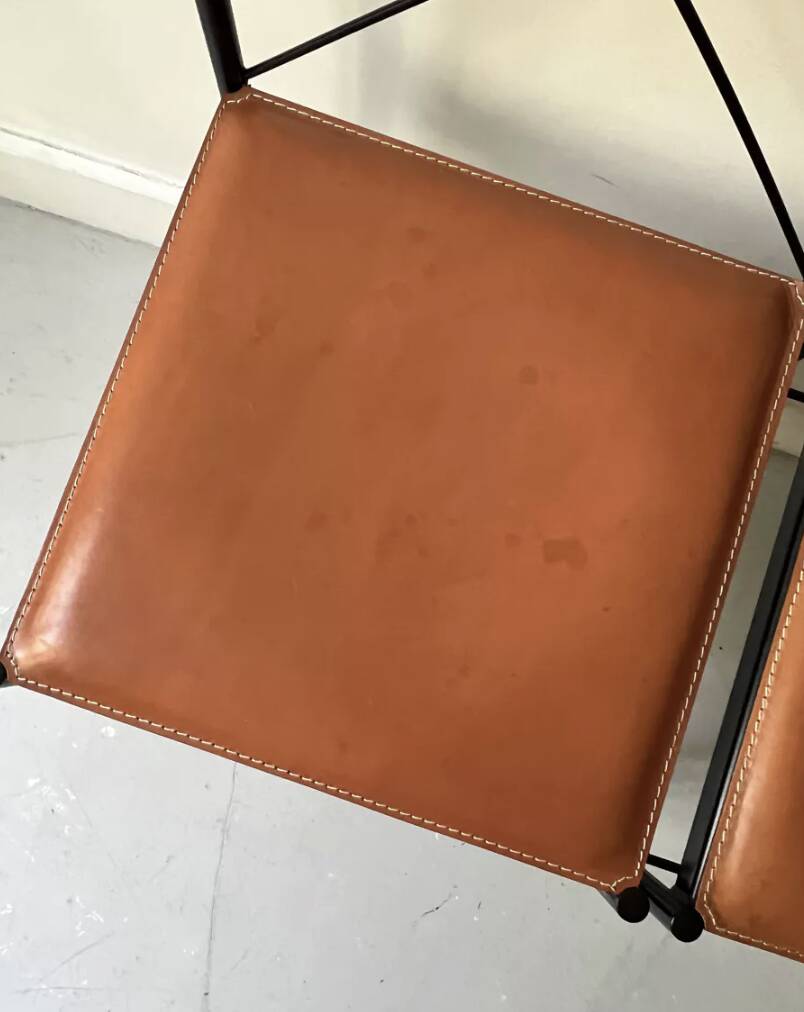 Set of 2 Italian chairs in black metal/cognac leather Arrben, Italy 1970.