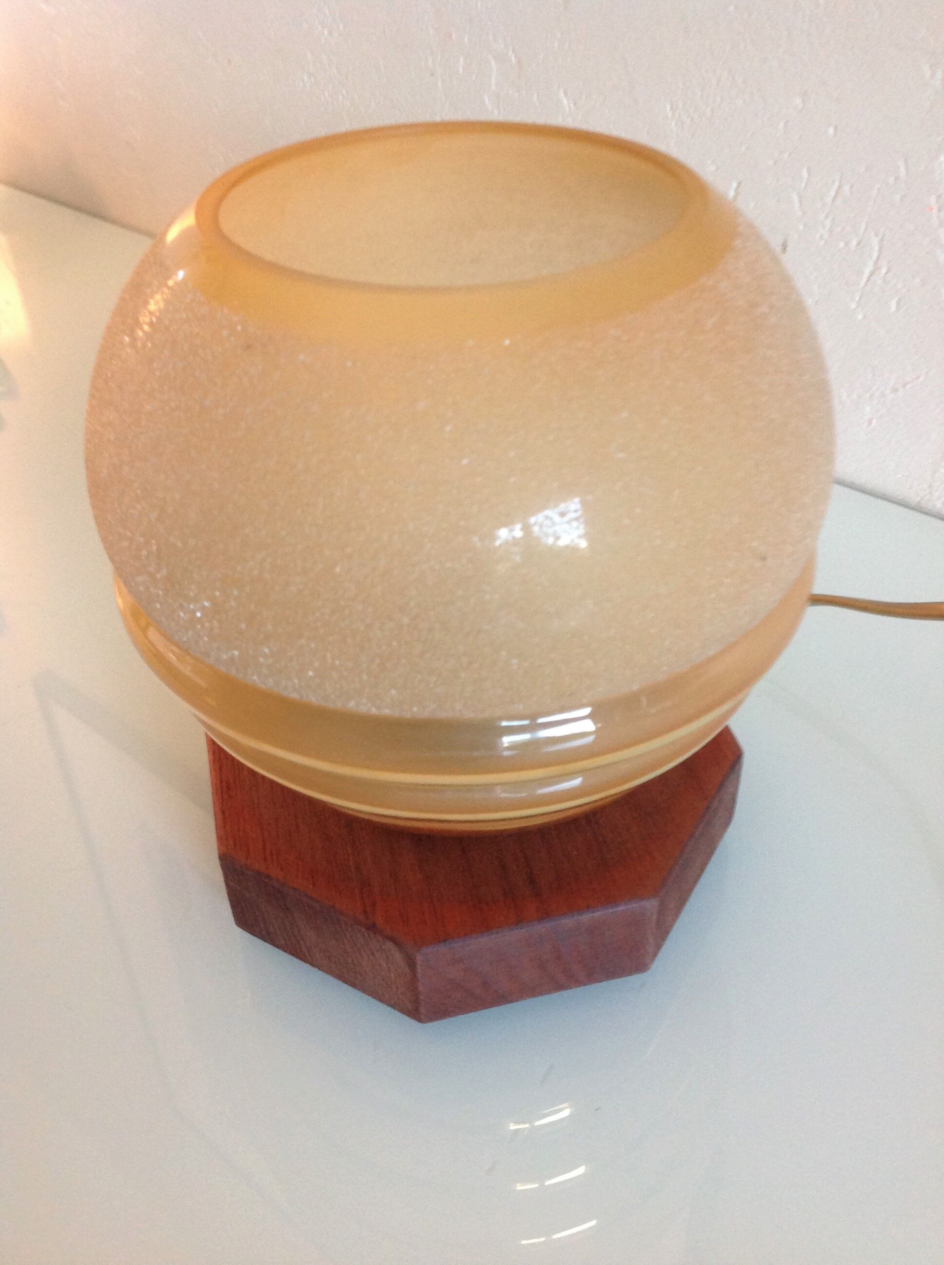 Bedside lamp globe in beige granite glass art deco style