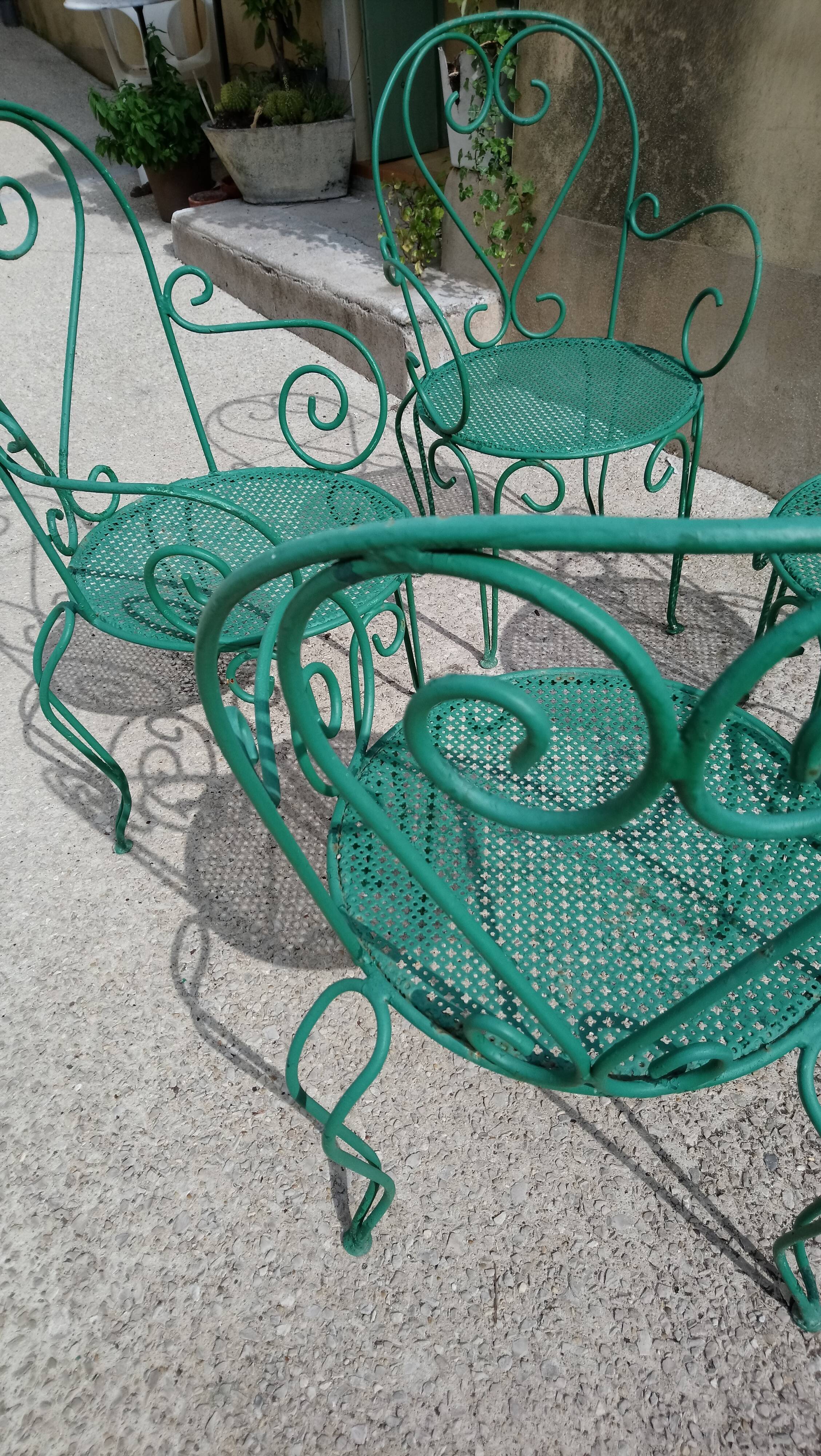 Suite de 4 fauteuils de jardin années 60