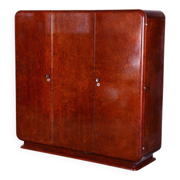 Armoire Art Déco en acajou attribuée à J. Halabala pour Up Zavody, République tchèque, années 1920.