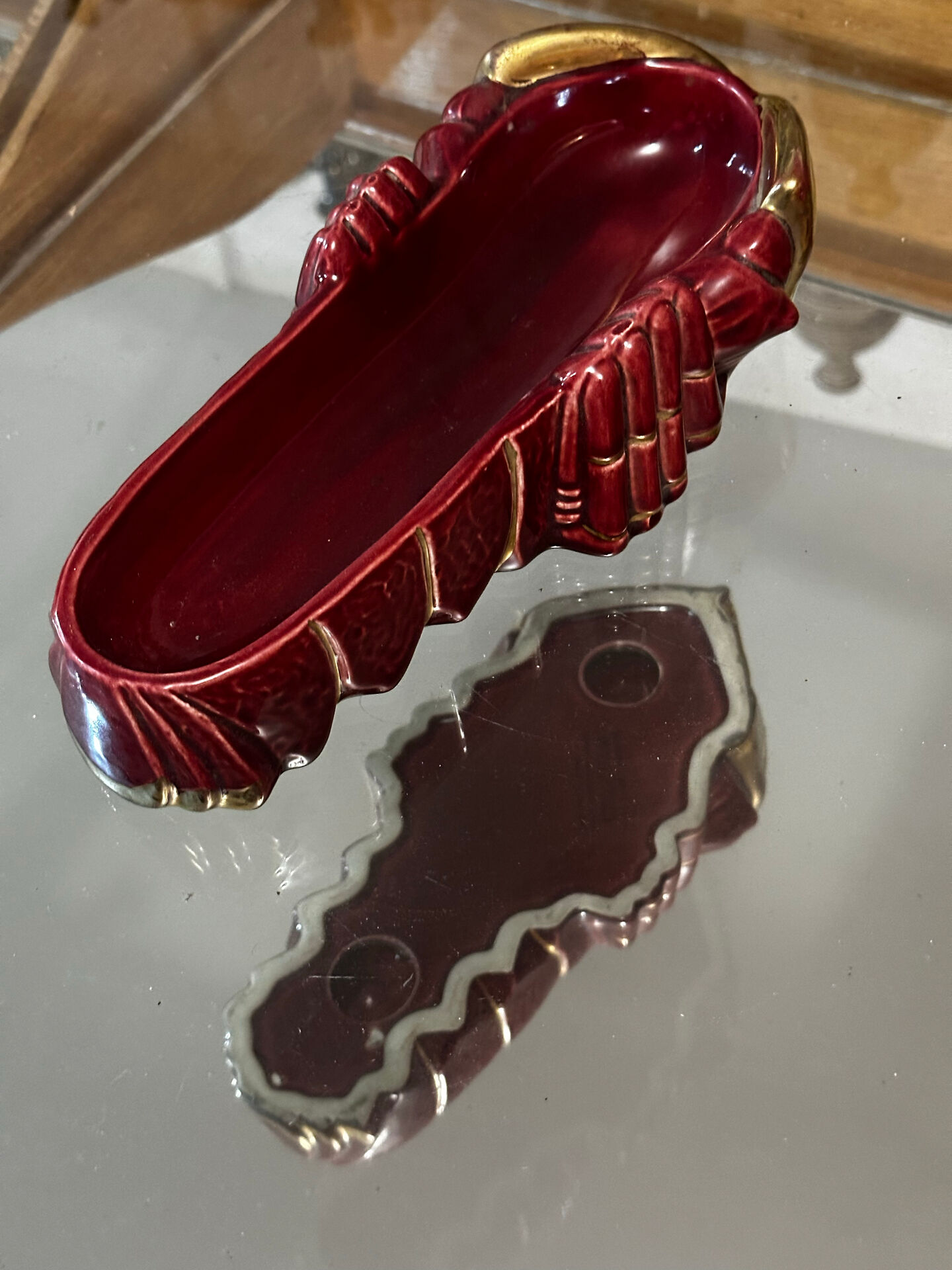 Pocket tray Michel Caugant, ruby-red ceramic and gilding - Vintage